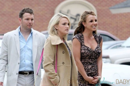 Britney Spears goes to church with sister Jamie Lynn and her fiance Jamie Watson for Easter Sunday