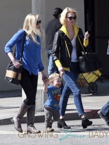 January Jones Takes Xander to Lunch