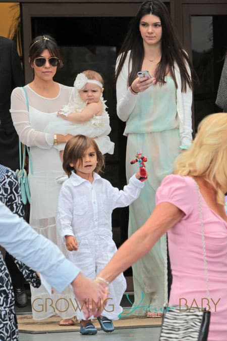 Kourtney Kardashian goes to Easter services without Scott