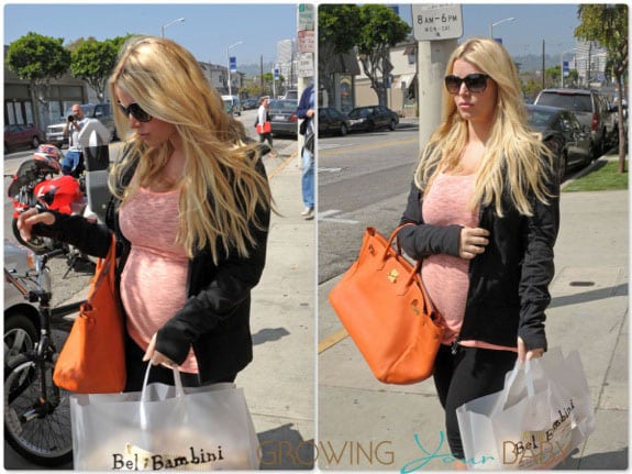 Pregnant Jessica Simpson shopping at Bel Bambini