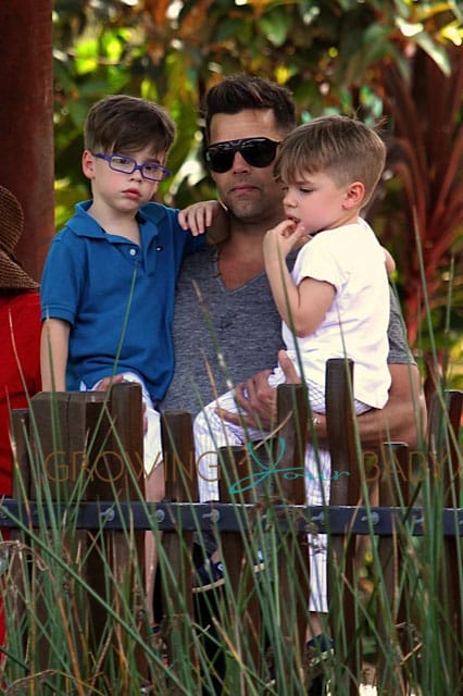 Ricky Martin, with sons Matteo & Valentino at the Taronga Zoo