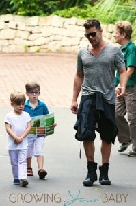 Ricky Martin, with sons Matteo and Valentino at the Taronga Zoo
