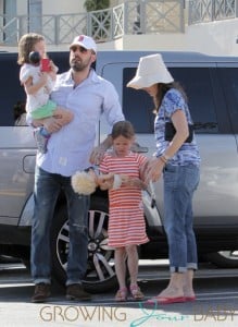Jennifer Garner and Ben Affleck take daughters Violet and Seraphina to shopping at the Brentwood Country Mart