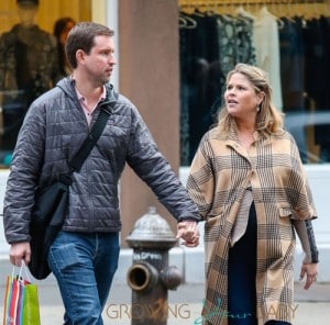 Pregnant Jenna Bush And Husband Shop At Baby Store