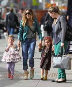 Sarah Jessica Parker Takes Her Girls To School