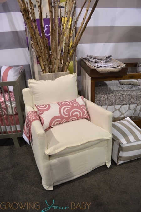 2014 Oilo Nursery Collection - Nola Glider