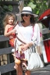 Bethenny Frankel hist the beach with daughter Bryn