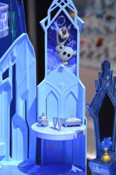 Disney's Frozen Ice Castle by Mattel
