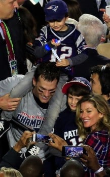 Tom Brady with Gisele and sons John & Ben at the Superbowl