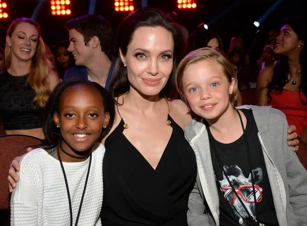 Angelina Jolie with daughter Zahara and Shiloh at the Nickelodeon Kids Choice Awards