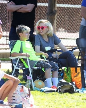 Gwen Stefani with Kingston at his soccer game