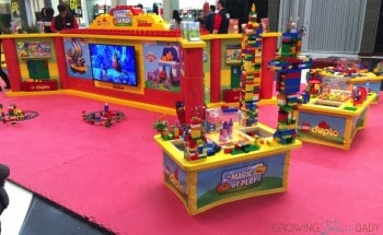 Magic of Play Lego Duplo Mall Booth - 3
