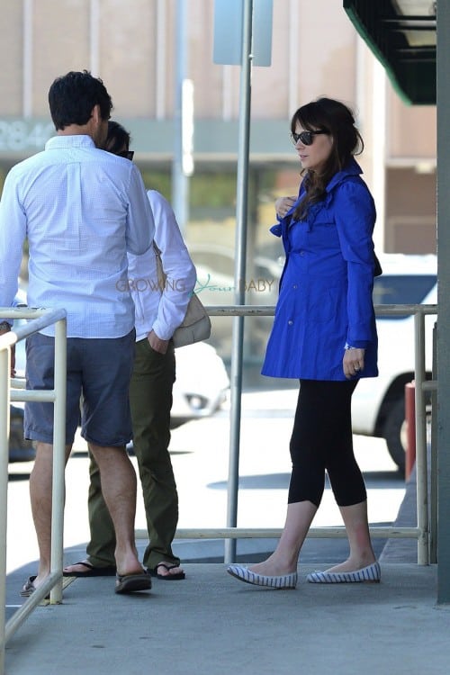 Pregnant Zooey Deschanel and Jacob Pechenik Step out in LA