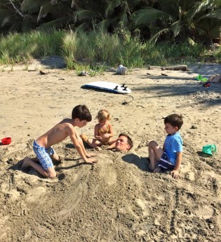 Tom Brady's dig him in the sand in Costa Rica