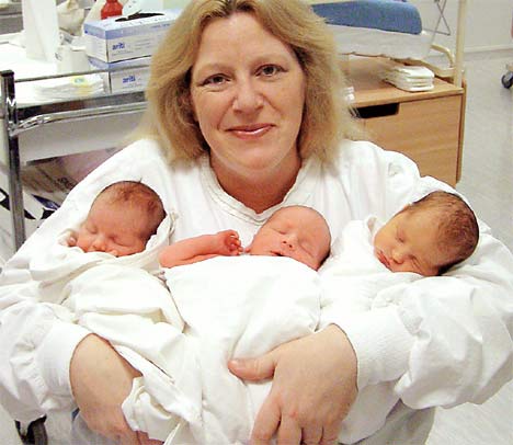 carole+horlock+with+twins