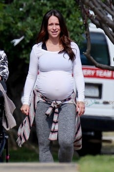 Very Pregnant Jennifer Love Hewitt