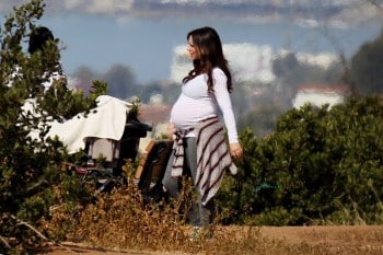 Very Pregnant Jennifer Love Hewitt out for a stroll with her daughter Autumn in LA