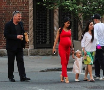 Alec and a Pregnant HIlaria Baldwin out in NYC with daughter Carmen