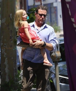 Dean McDermott out in LA with daughter Hattie