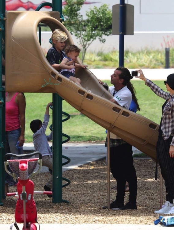 Gwen stefani and Gavin Rossdale at the park with their kids