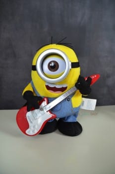 Minion Review! Rock 'N Roll Stuart