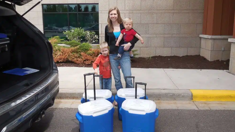 Amy Bormann with sons Greyson and Garrett