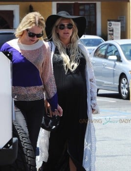 Pregnant Ashlee Simpson out in LA