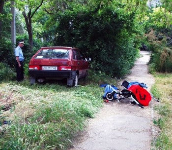 Twin Babies Run Down In Their Stroller By Drunk Driver