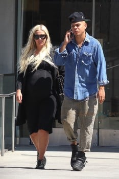 A very Pregnant Ashless Simpson out in LA with husband Evan Ross