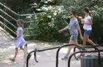 Jennifer Garner at the park with daughter Violet Affleck