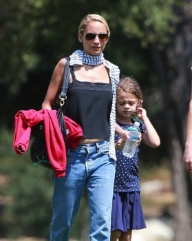 Nicole Richie with daughter at the Museum in LA