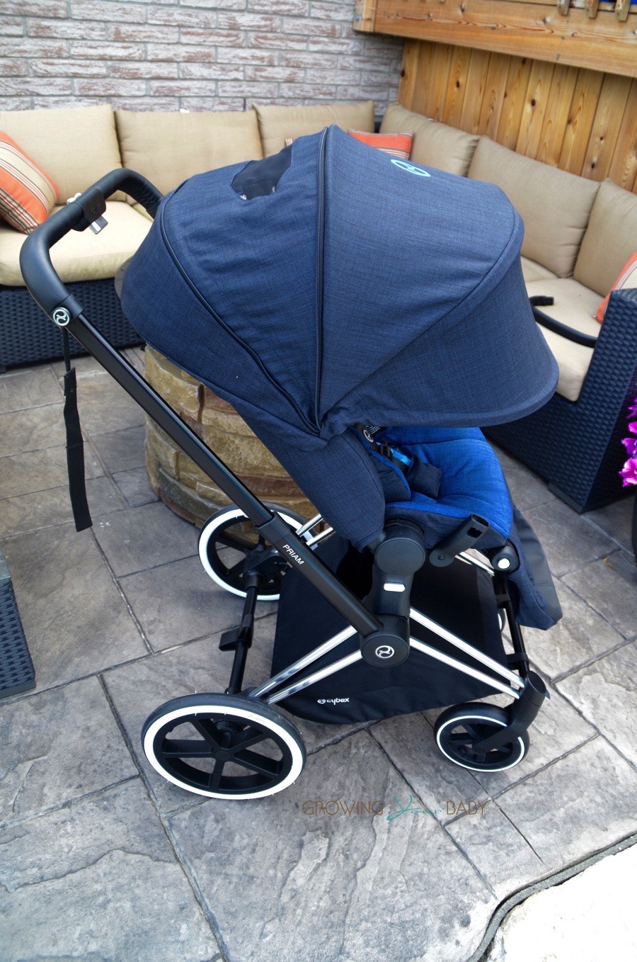 stroller with extended canopy