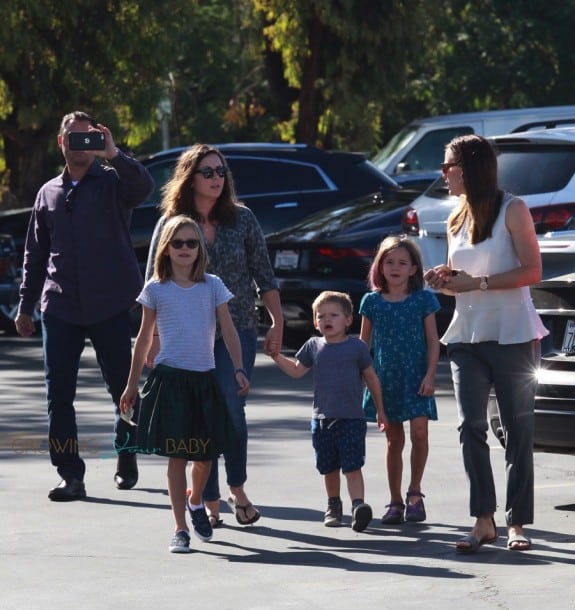 Jennifer Garner at church with kids Violet, Seraphina and Sam