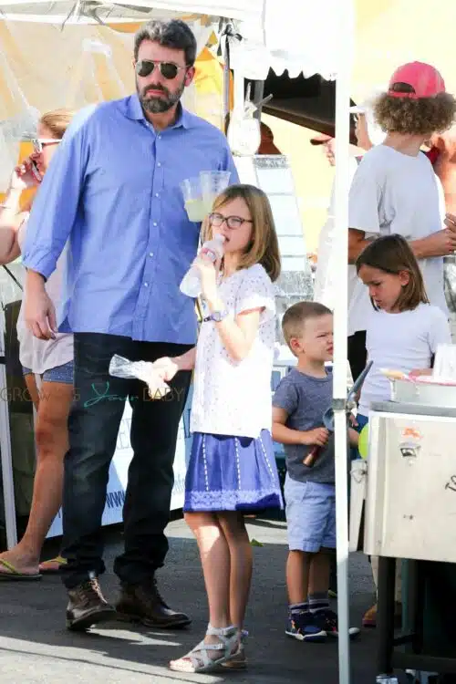 Ben Affleck with kids Sam, Seraphina and Violet at the farmer's market