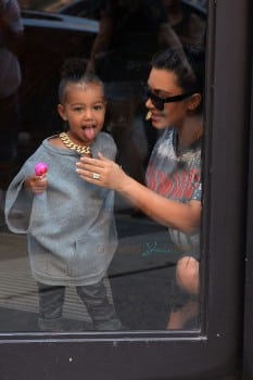 Pregnant Kim Kardashian and daughter North West at Toys R US