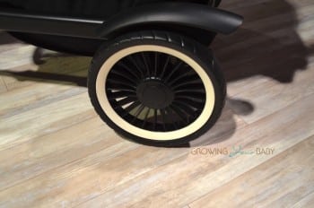 Austlen Entourage - wheels
