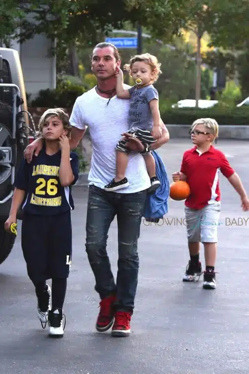 Gavin Rossdale out in LA with sons Apollo, Zuma and Kingston