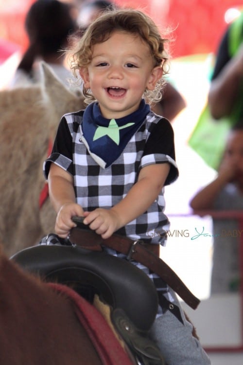 Gwen Stefani's son Apollo Rossdale at Shawn's pumpkin patch