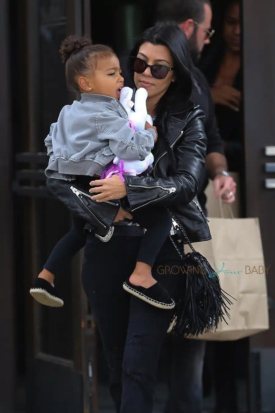 Kourtney Kardashian with niece North West out for lunch at The Grill on the Alley in Thousand Oaks , California