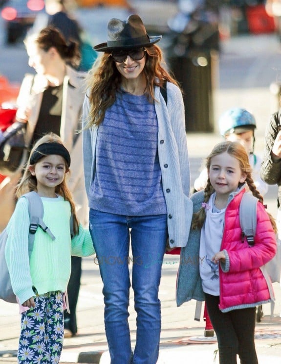 Sarah Jessica Parker does the school pickup with daughters Tabitha and Marion