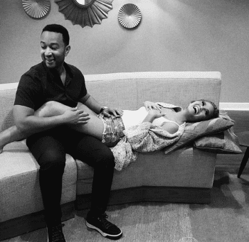 chrissy teigen and john legend are pregnant