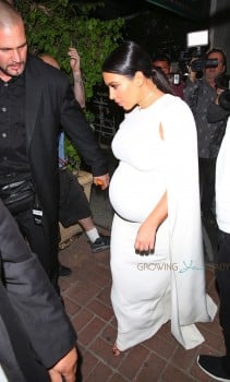 pregnant Kim Kardashian out for dinner