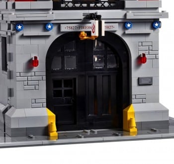 Ghostbusters Firehouse Set 75827- front door