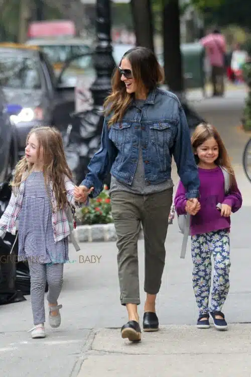 Sarah Jessica Parker does the school run with Marion & Tabitha Broderick