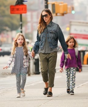 Sarah Jessica Parker does the school run with Marion and Tabitha Broderick