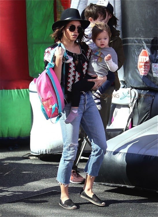 Jenna Dewan Tatum and Daughter Everly at the Farmer's Market