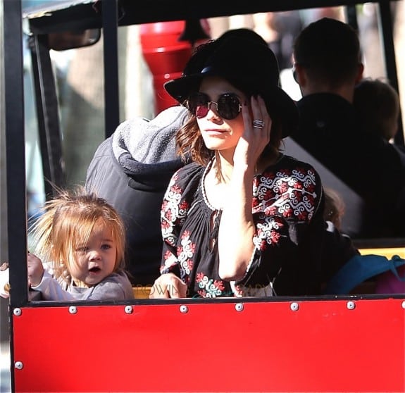 Jenna Dewan Tatum and Daughter Everly ride the train at the Farmer's Market