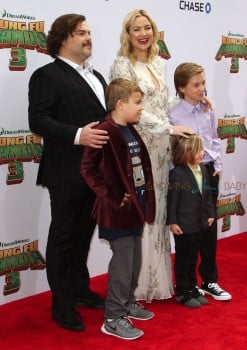 Jack Black, son Samuel Jason Black, Kate Hudson, Ryder Robinson, Bingham Robinson at Dream Works and Twentieth Century Fox present the World Premiere for Kung Fu Panda 3