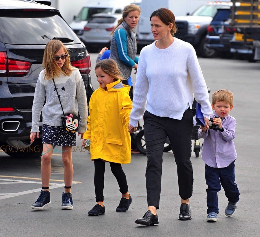 Jennifer Garner leaves church with her son Sam and daughters Violet and Seraphina Affleck