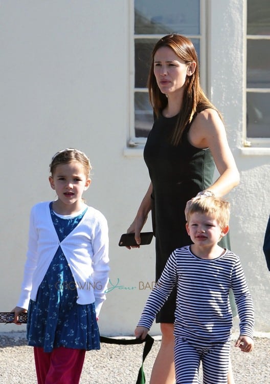Jennifer Garner takes her kids to church in Pacific Palisades on January 24, 2016